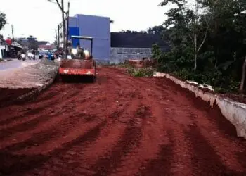 Ruas Jalan Jambu Bol Kembali Ditutup untuk Kendaraan Berat