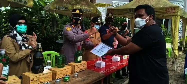 Kapolsek Cisauk Resmikan Kampung Tangguh di Kota Tangsel