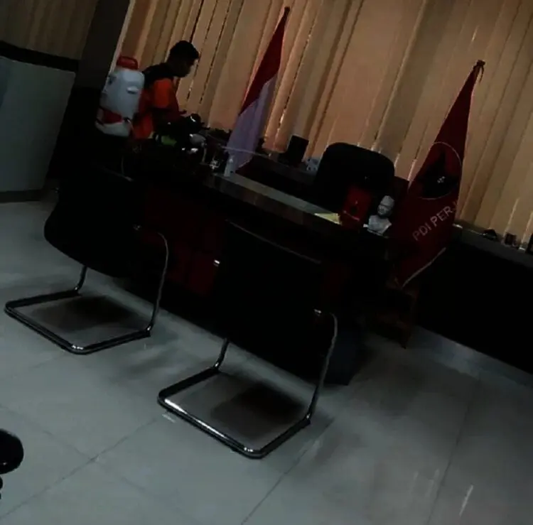 Tenaga Ahli dan Anggota Fraksi PSI DPRD Tangsel Jalani Isolasi Mandiri