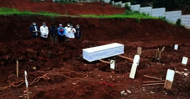 Tinggal Tersisa Untuk 4 Jenazah, 506 Liang Lahat Makam Covid-19 Terisi