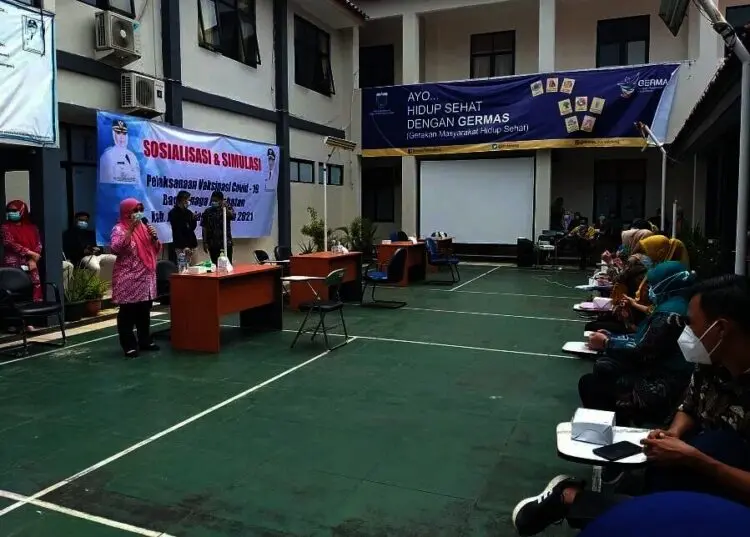 Tenaga Kesehatan Diberi Simulasi Jelang Vaksinasi Covid-19