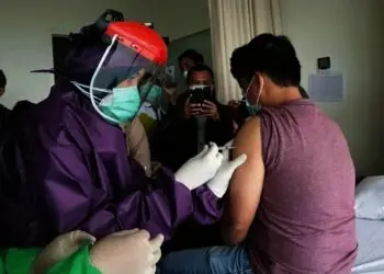 47,74 Persen Nakes Kota Tangsel Sudah Divaksin
