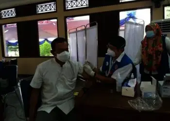 Sanksi Penolakan Vaksin Covid-19 Belum Dibahas