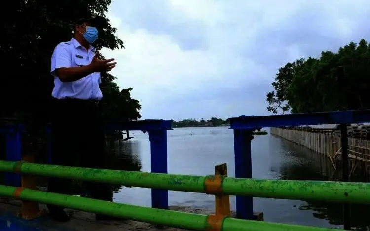 Antisipasi Terjadinya Banjir, Debit Air Situ Cipondoh Dikurangi
