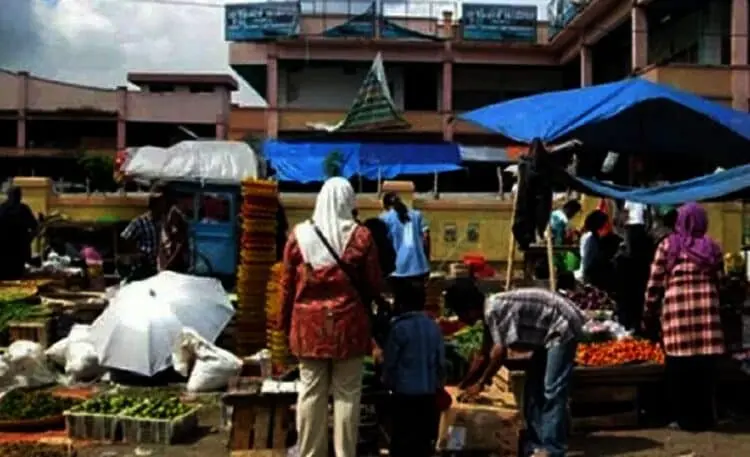 Polemik Pasar Induk Rau Terus Berlanjut