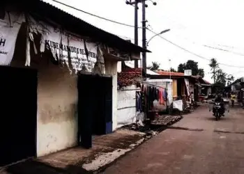 Terkait Buah Busuk Program BPNT, Legalitas Toko Penyalur Buah Disoal