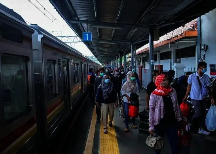 Jumlah Penumpang Turun Selama PPKM