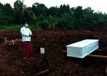 Salat Berkali-kali Dalam Sehari, Berjaga Hingga Dinihari