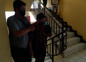Dipecat Dari Pekerjaan, AS Curi 28 Kitab Alquran di Masjid