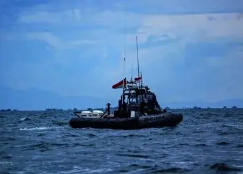 Pencarian SJ182 Terhalang Cuaca, Gelombang Laut Capai 2,5 Meter