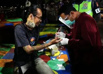 Tekan Penyebaran Covid-19, PKL dan Warga Dirapid Tes