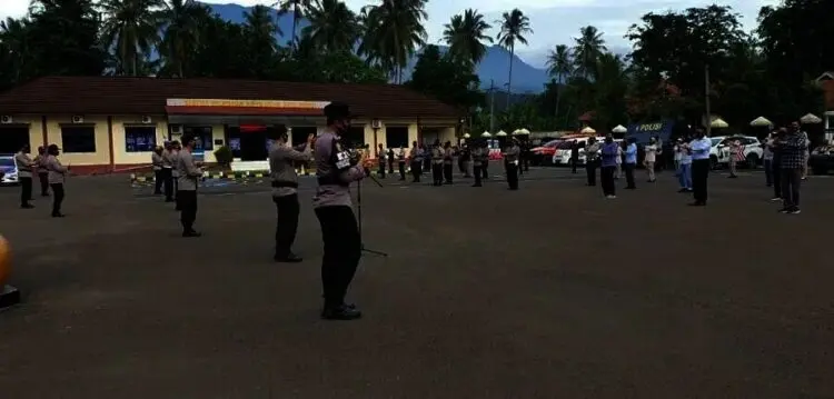 Personel Polres Pandeglang Diwajibkan Olahraga Sebelum Bertugas