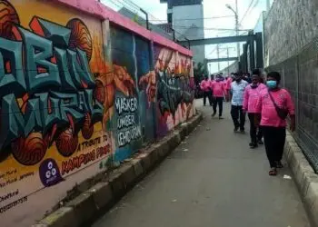 Tanah Tinggi Tangerang Punya Kampung Pink