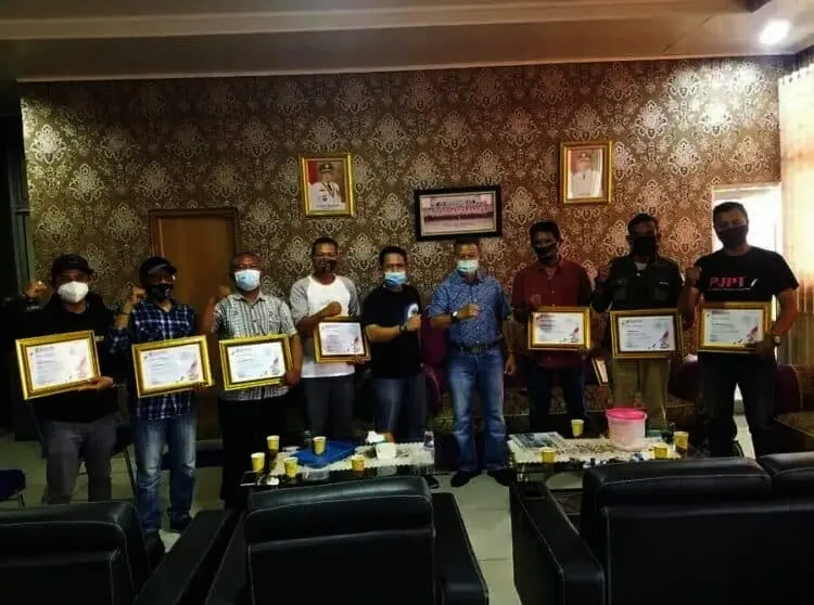 Wartawan Aktif Menulis Diganjar Penghargaan