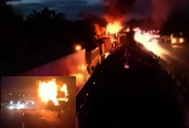 Akibat Bus Arimbi Terbakar, Tol Tangerang-Merak Mengular