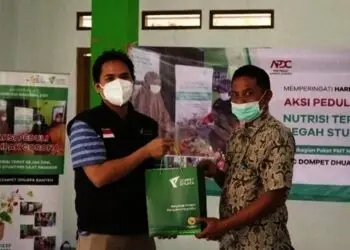 LKC-DD Bersama Laznas Chevron Jakarta Bagikan Ratusan Paket Nutrisi