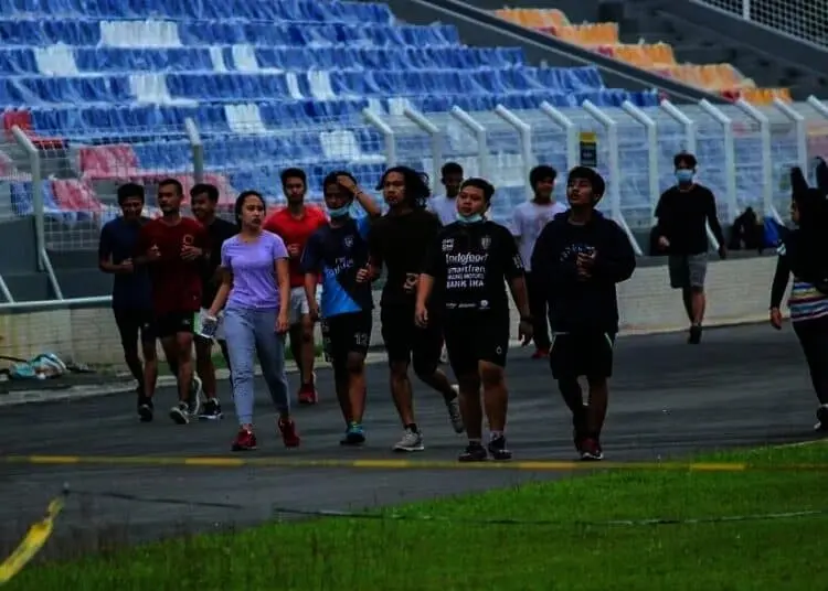 Olahraga Di Stadion Benteng