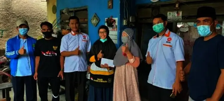 Masiah Sang Buruh Cuci di Batusari Kembali Terima Bantuan