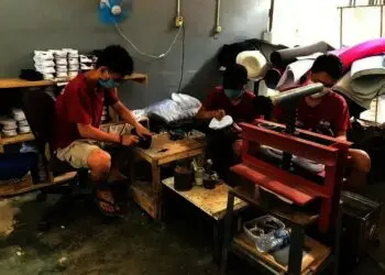 WBP Rutan Kelas I Tangerang Produksi Sepatu