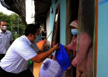 Jelang HUT, Pemkot Tangerang Beri Paket Sembako ke Masyarakat