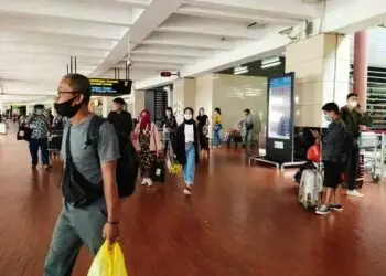 Puncak Arus Nataru, Bandara Soetta Dipadati Penumpang