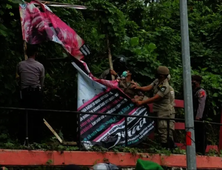 Forkompinda Pandeglang Gencar Tertibkan Atribut FPI