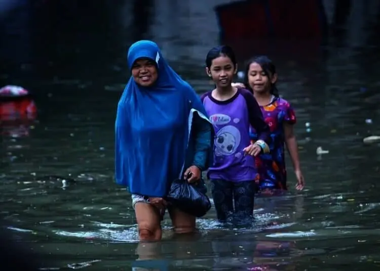 Akibat Curah Hujan Tinggi, Pemukiman warga Terendam Banjir