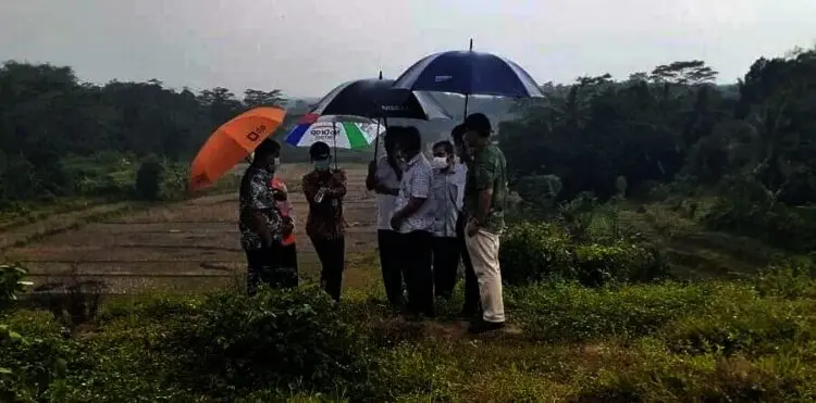Kurang dari 2000 m2, Lahan Relokasi SDN Inpres Cikeusal Ditolak