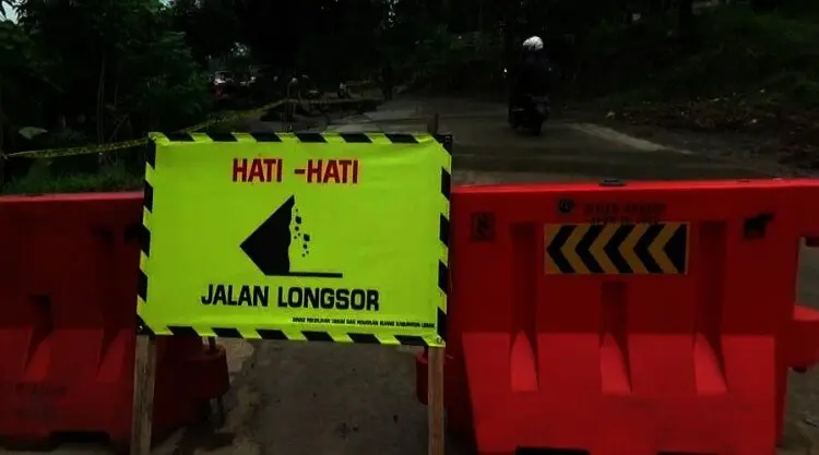 Kendaraan Besar Dilarang Melintas di Jalan Kampung Parung