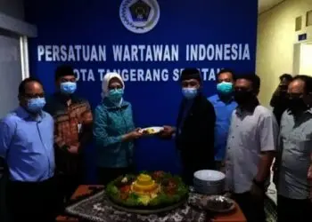 Syukuran Kantor Baru, Wali Kota Airin Apresiasi PWI Kota Tangsel