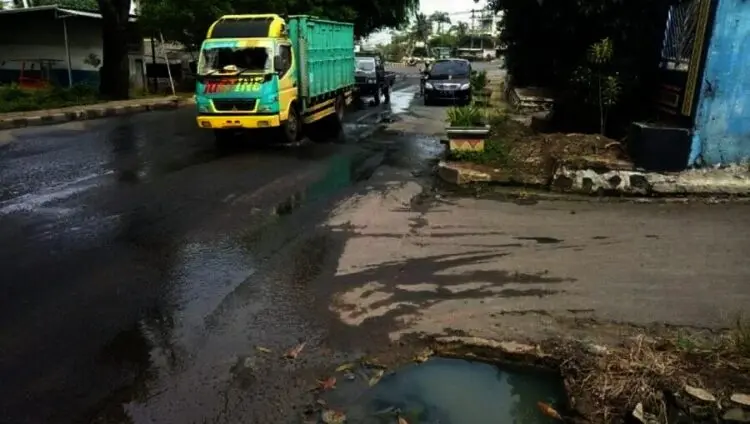 Akibat Tersumbat Sampah, Drainase Jadi Penyebab Utama Banjir