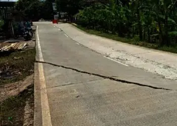 Membahayakan, Jalan Pemprov di Ciodeng Amblas