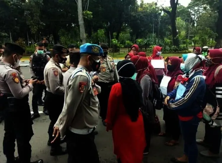 Warga Terdampak Proyek JORR II Mengadu ke Presiden Jokowi