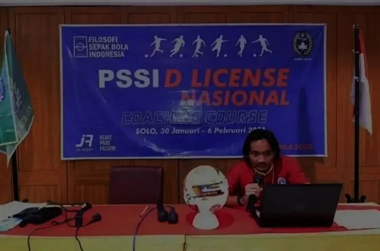 Gelandang Persita Tangerang Ikut Kursus Kepelatihan Lisensi D