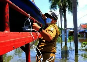 Kali Angke dan Cirarab Harus Dinormalisasi