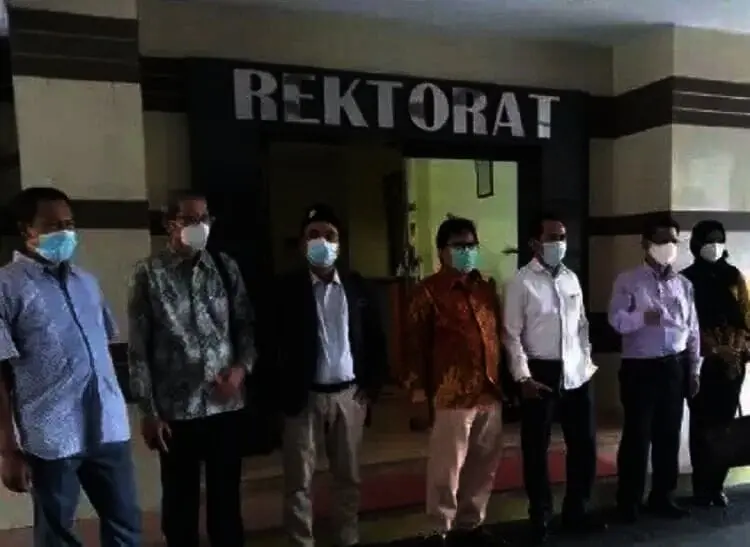 Dipecat Sepihak, Dua Wakil Rektor UIN Ajukan Keberatan