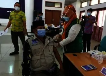 Pejabat Pemkab Tangerang Divaksin Covid-19