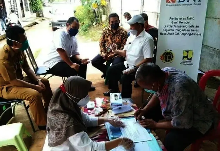 BPN Kota Tangsel Bayar Ganti Rugi Warga Terdampak Banjir