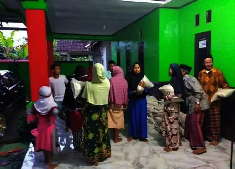 Bantuan Beras untuk Warga Kurang Mampu di Wilayah Kabupaten Lebak