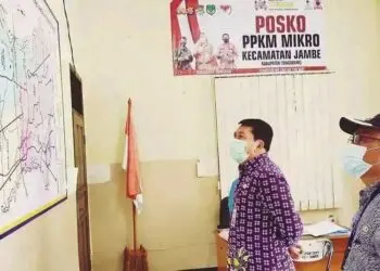Sekda Kabupaten Tangerang Tinjau Posko PPKM Mikro Jambe