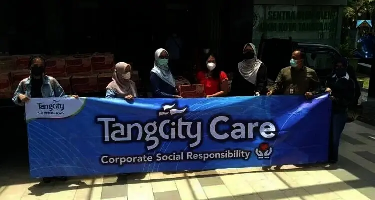 Bantu Korban Banjir, Tangcity Serahkan Kebutuhan Pokok