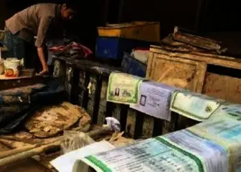 Disdukcapil Tangsel Fasilitasi Adminduk Warga Terdampak Banjir