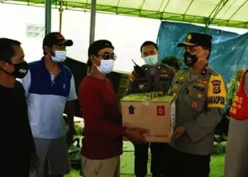 Wakapolda Banten Serahkan 400 Paket Bantuan Sembako