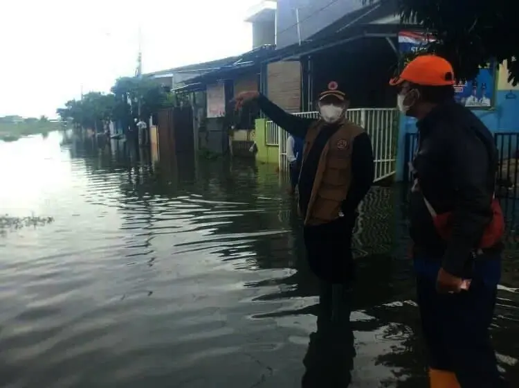 Tanggul Kisdam Bocor, Garden City Tangerang Terendam Banjir