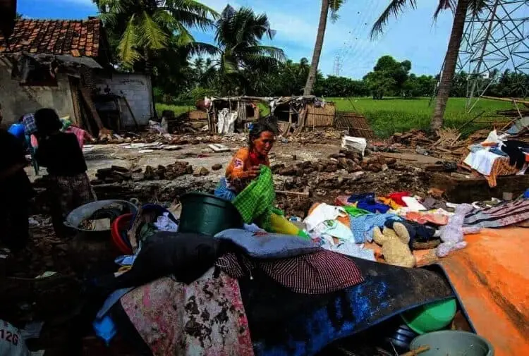 Diterjang Angin Puting Beliung di Pakuhaji, 40 Rumah Rusak, 2 Roboh
