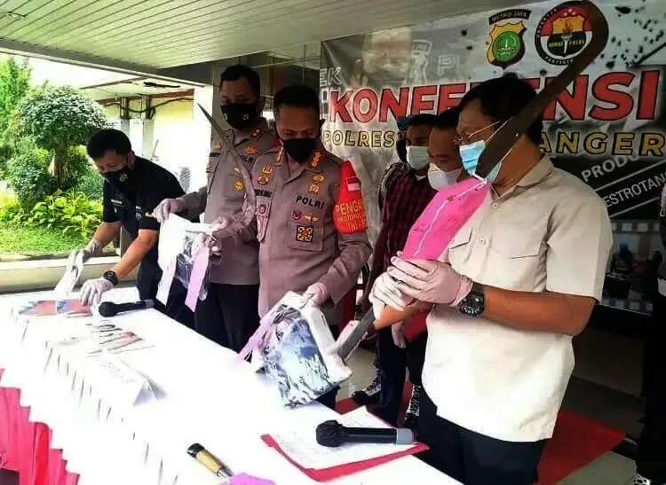 Pelaku Penyiraman Air Keras Warga Cipondoh Diringkus
