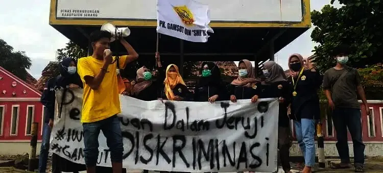 Tolak Diskriminasi Kaum Perempuan
