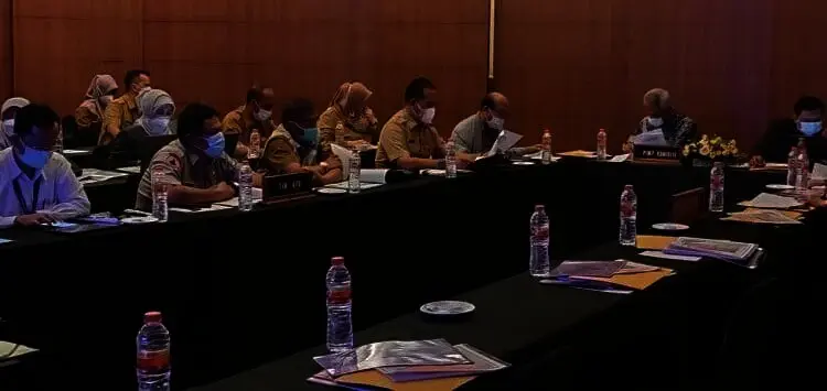 Evaluasi dengan DPRD, Dinsos Paparkan Rencana Verval DTKS