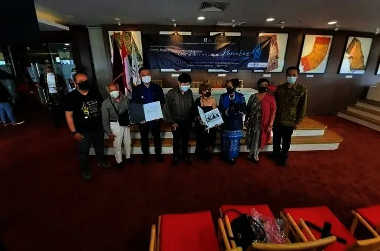 Buku “Gerimis di Tanah Titipan Kanekes” Mendunia