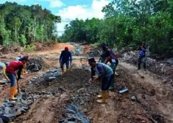 Jalan Pedesaan Gununganten-Jayasari Tahap Pengerasan